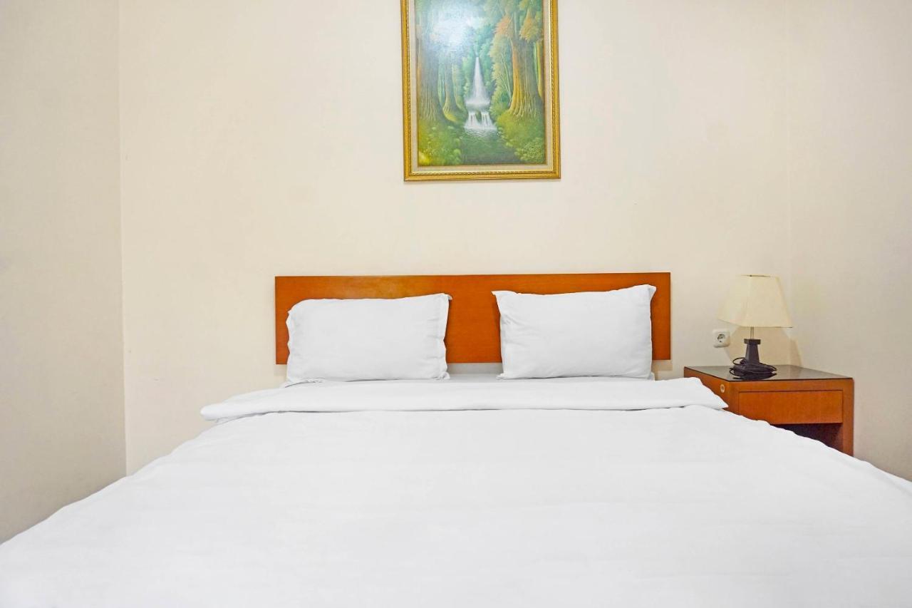 Collection O 91380 Golden Mansion Hotel Jakarta Ngoại thất bức ảnh