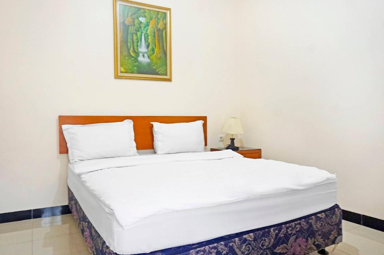 Collection O 91380 Golden Mansion Hotel Jakarta Ngoại thất bức ảnh