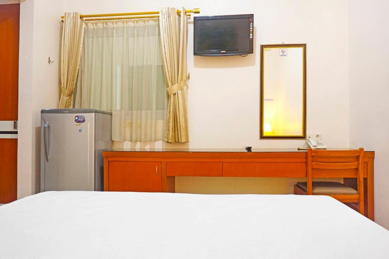 Collection O 91380 Golden Mansion Hotel Jakarta Ngoại thất bức ảnh