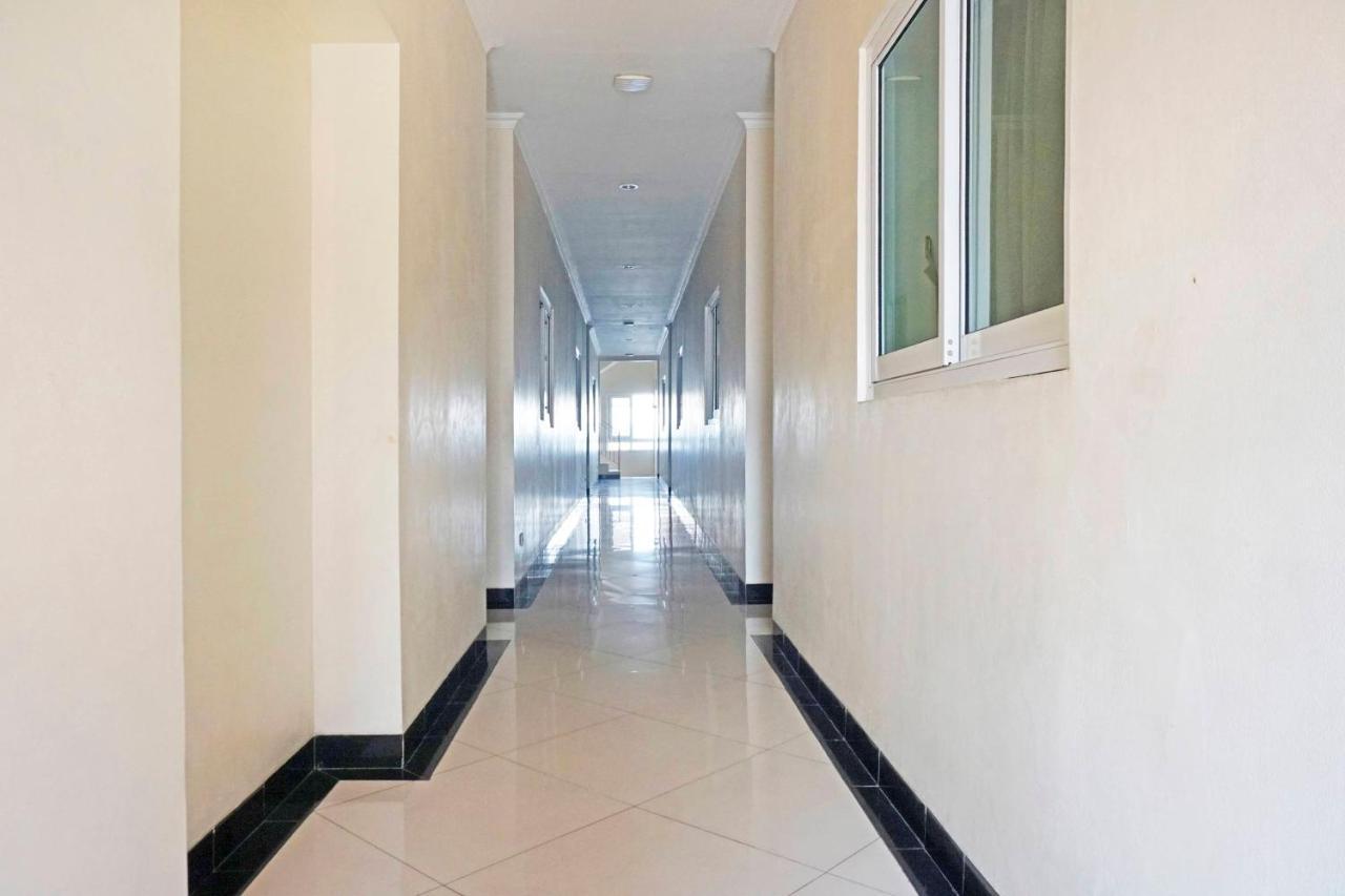 Collection O 91380 Golden Mansion Hotel Jakarta Ngoại thất bức ảnh
