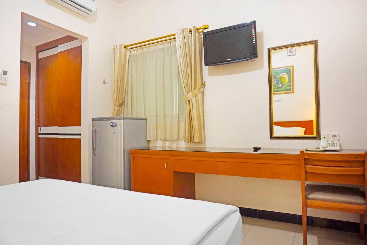 Collection O 91380 Golden Mansion Hotel Jakarta Ngoại thất bức ảnh